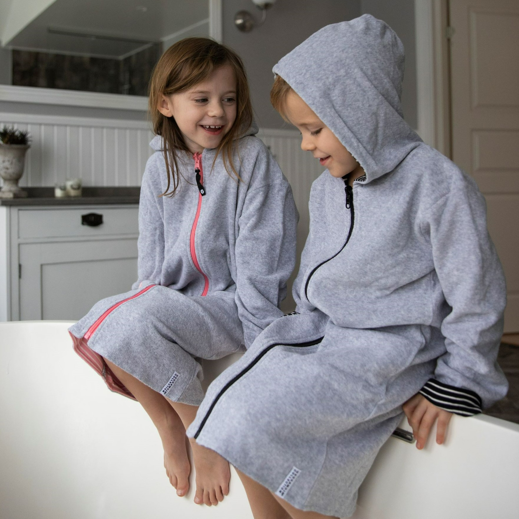 Bathrobe and bathrobe in terry children for