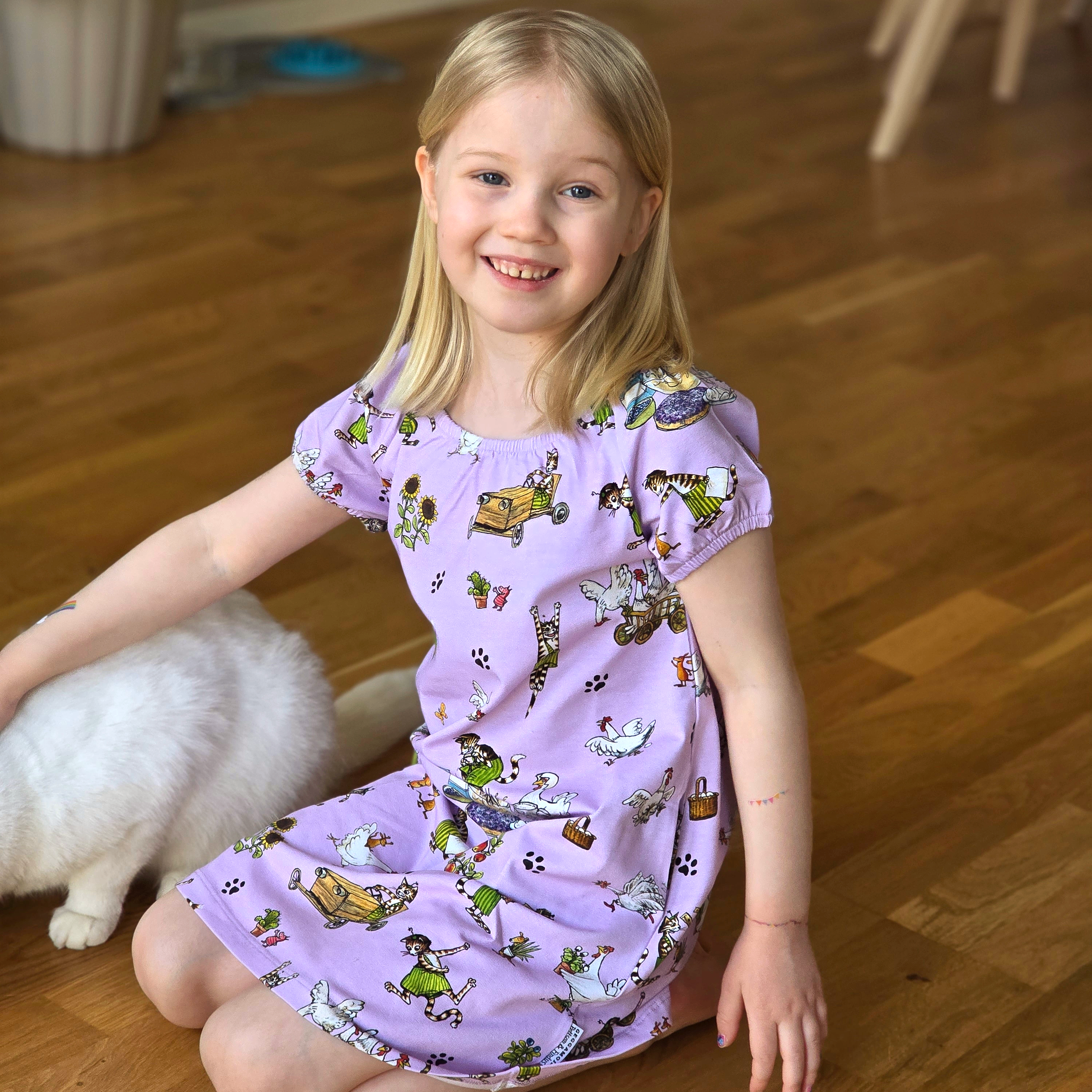 Pettson and Findus Singoalla dress Purple